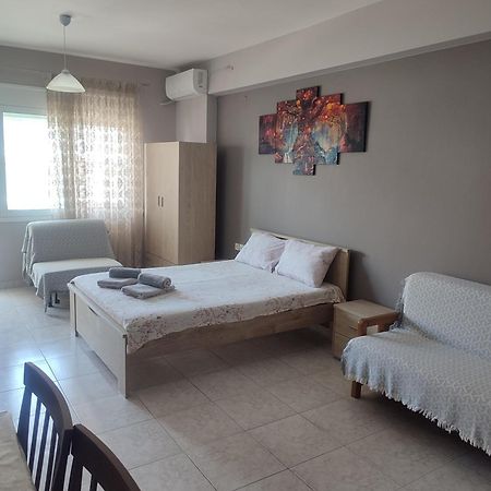 Marianna'S Apartment 네아 모우다니아 외부 사진